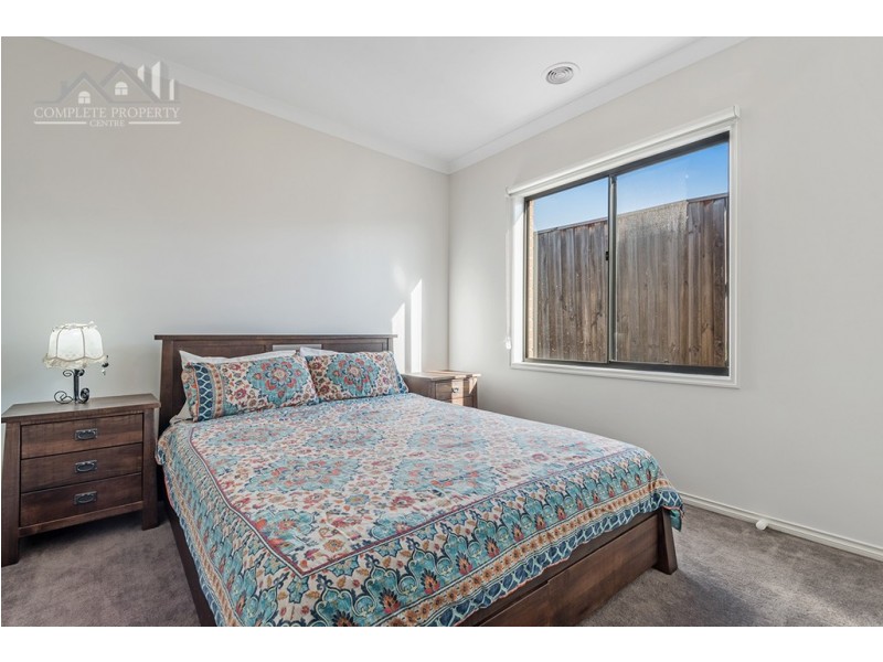 11 Yattarna Court, Broadford VIC 3658