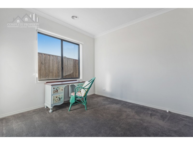 11 Yattarna Court, Broadford VIC 3658