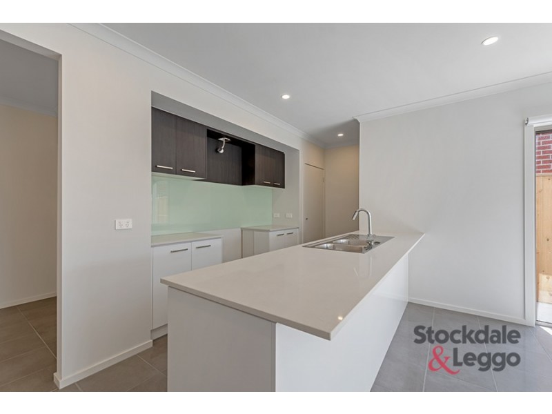 29 Latchford Drive, Mickleham VIC 3064