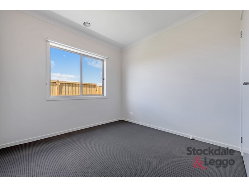 29 Latchford Drive, Mickleham VIC 3064