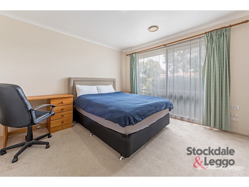 67 Yarcombe Crescent, Craigieburn VIC 3064