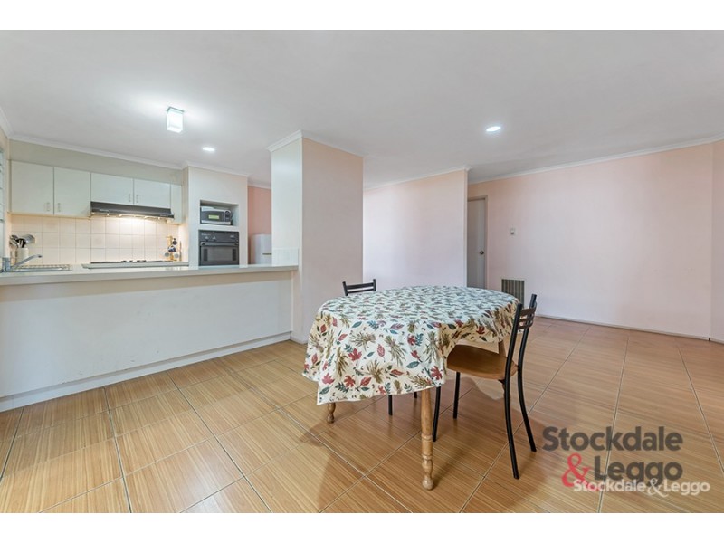 67 Yarcombe Crescent, Craigieburn VIC 3064