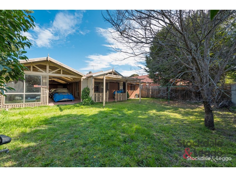67 Yarcombe Crescent, Craigieburn VIC 3064