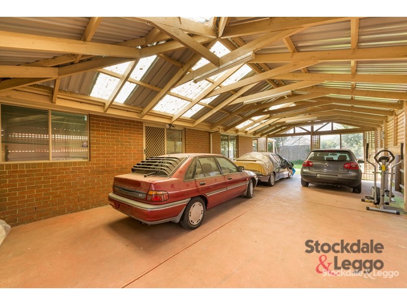 67 Yarcombe Crescent, Craigieburn VIC 3064