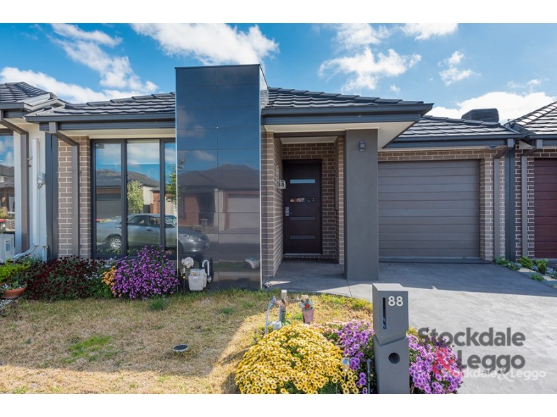 88 Bluebell Drive, Craigieburn VIC 3064