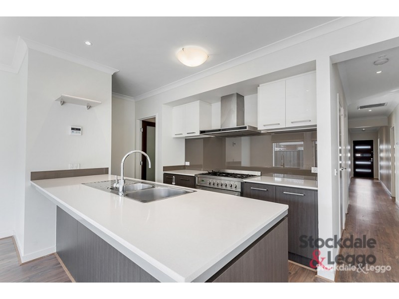 88 Bluebell Drive, Craigieburn VIC 3064