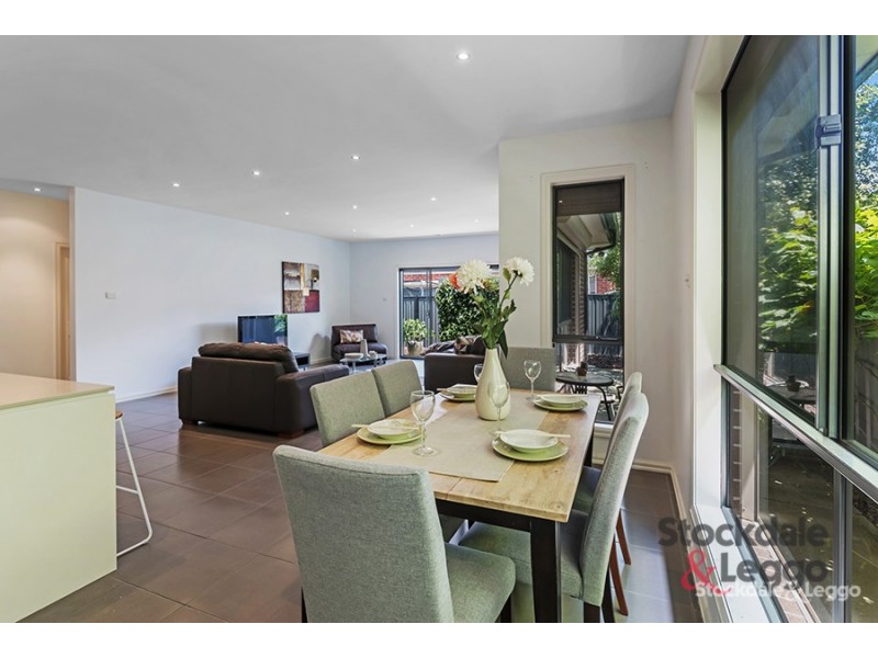 7 Meadow Street, Craigieburn VIC 3064