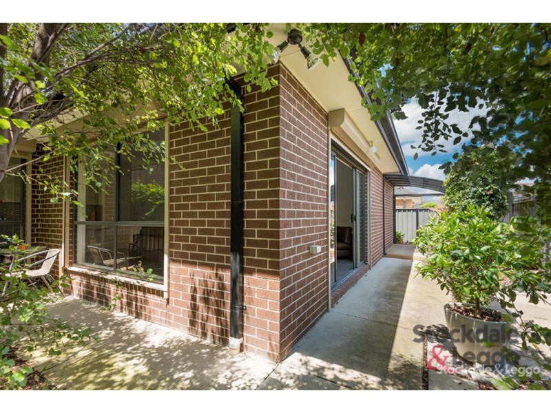 7 Meadow Street, Craigieburn VIC 3064