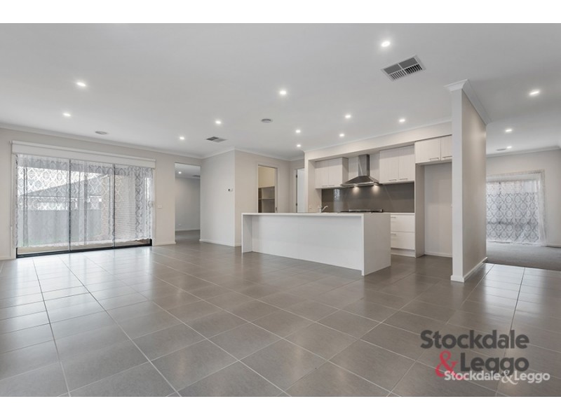 6 Orange Road, Kalkallo VIC 3064