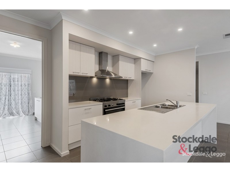 6 Orange Road, Kalkallo VIC 3064