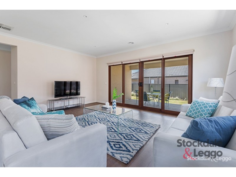 11 Riberry Street, Craigieburn VIC 3064