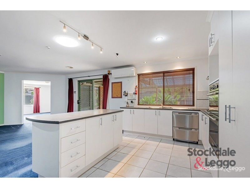 29 Curtis Avenue, Sunbury VIC 3429
