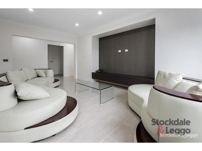 59 Peppertree Parade, Craigieburn VIC 3064