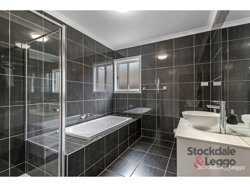 59 Peppertree Parade, Craigieburn VIC 3064