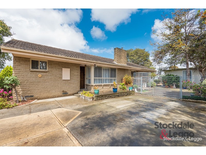 27 Field Street, Craigieburn VIC 3064