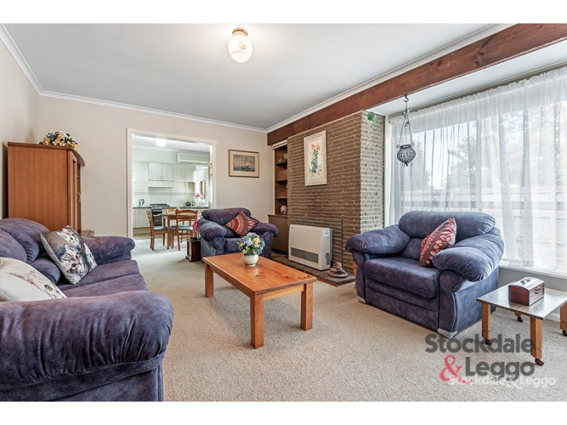 27 Field Street, Craigieburn VIC 3064