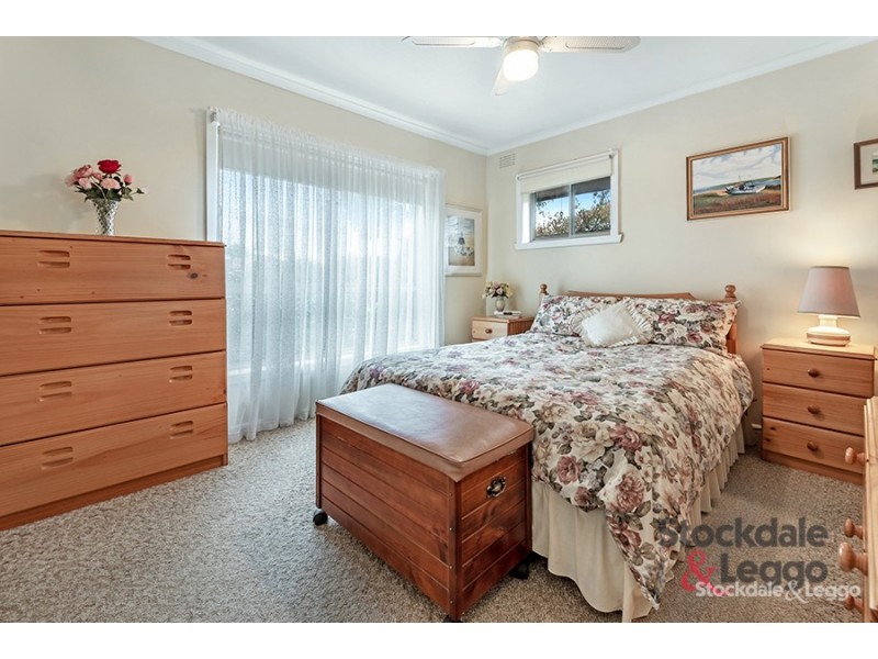 27 Field Street, Craigieburn VIC 3064
