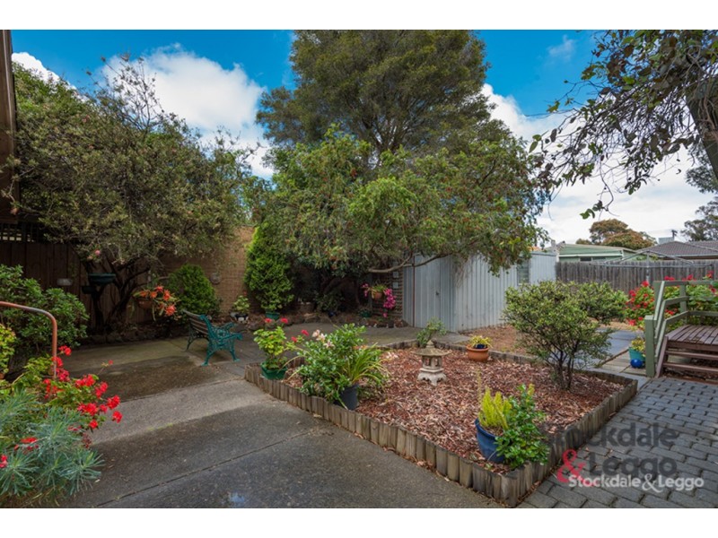 27 Field Street, Craigieburn VIC 3064