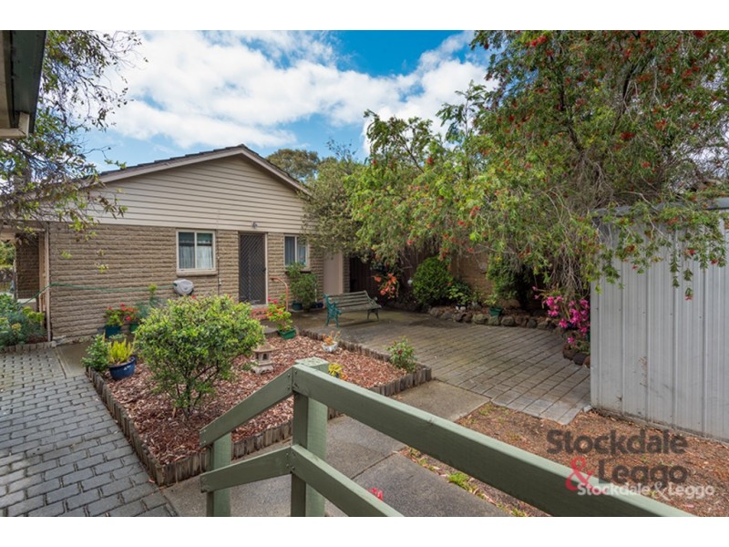 27 Field Street, Craigieburn VIC 3064