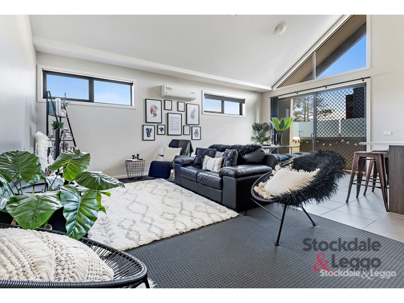 12/24 Healesville Loop, Craigieburn VIC 3064