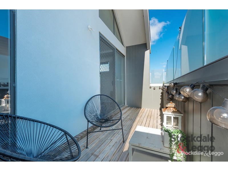 12/24 Healesville Loop, Craigieburn VIC 3064