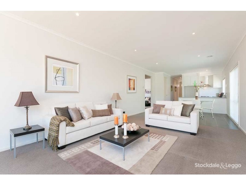 5 Basingstoke Retreat, Craigieburn VIC 3064