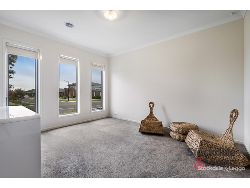 261 Newbury Boulevard, Craigieburn VIC 3064