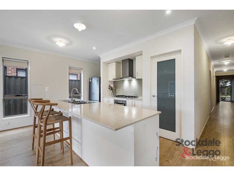 261 Newbury Boulevard, Craigieburn VIC 3064