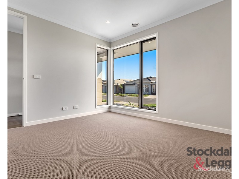 17 Mottlecah Circuit, Craigieburn VIC 3064