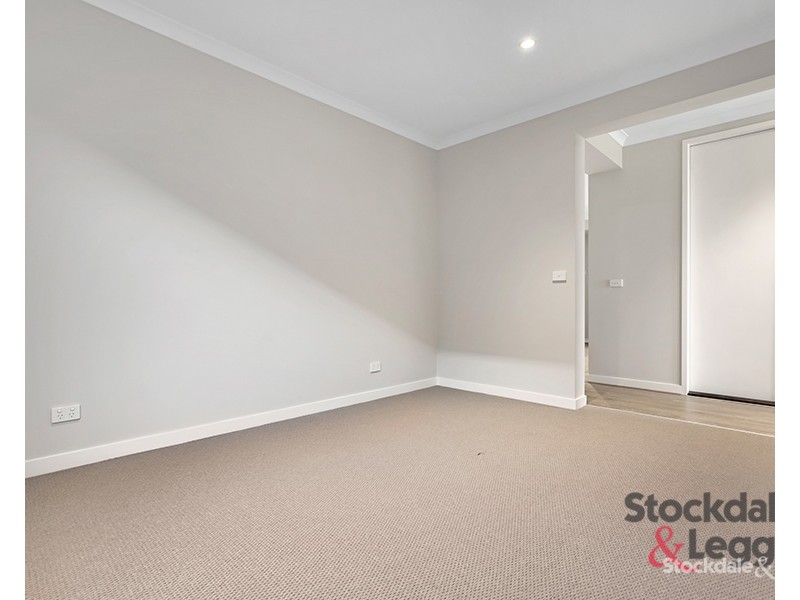 17 Mottlecah Circuit, Craigieburn VIC 3064