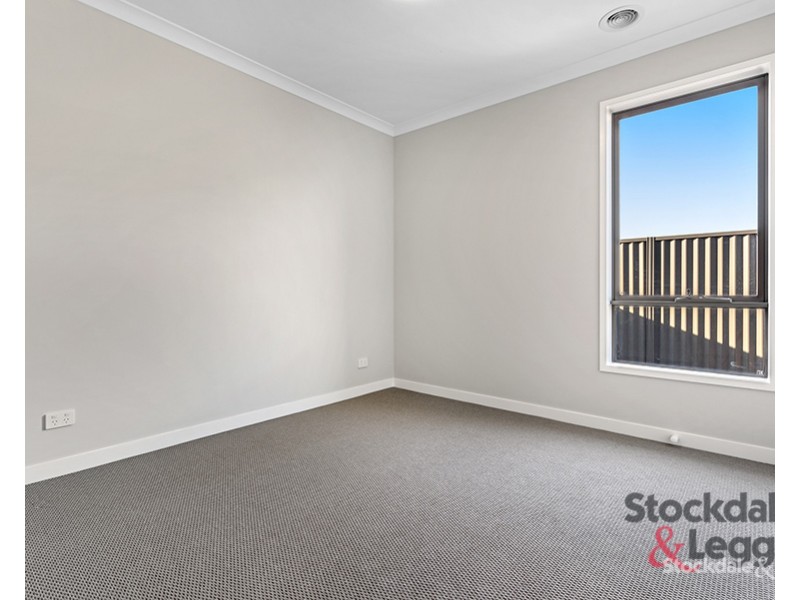 17 Mottlecah Circuit, Craigieburn VIC 3064