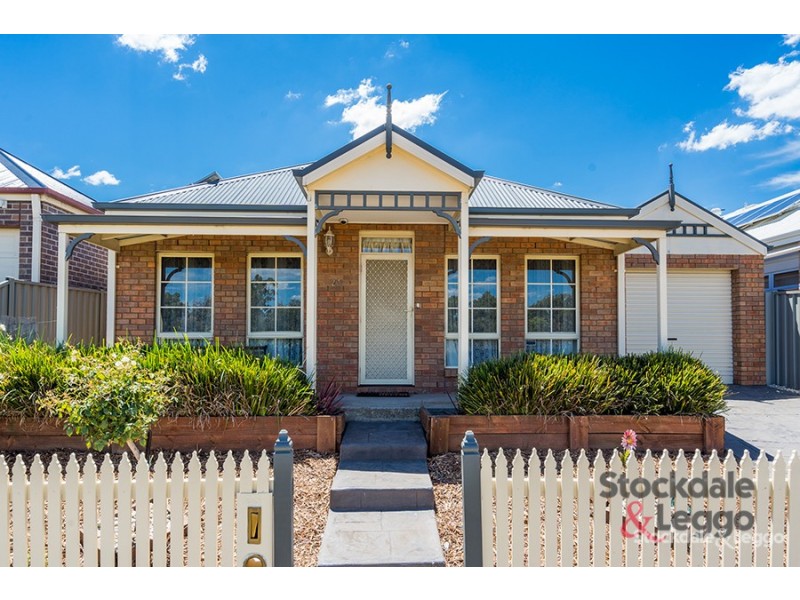 23 Elsternwick Way, Craigieburn VIC 3064