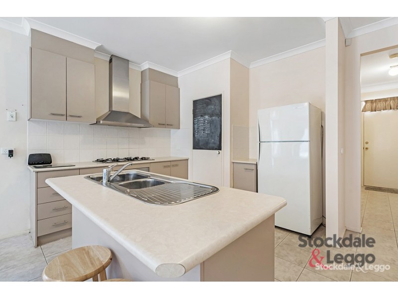 23 Elsternwick Way, Craigieburn VIC 3064