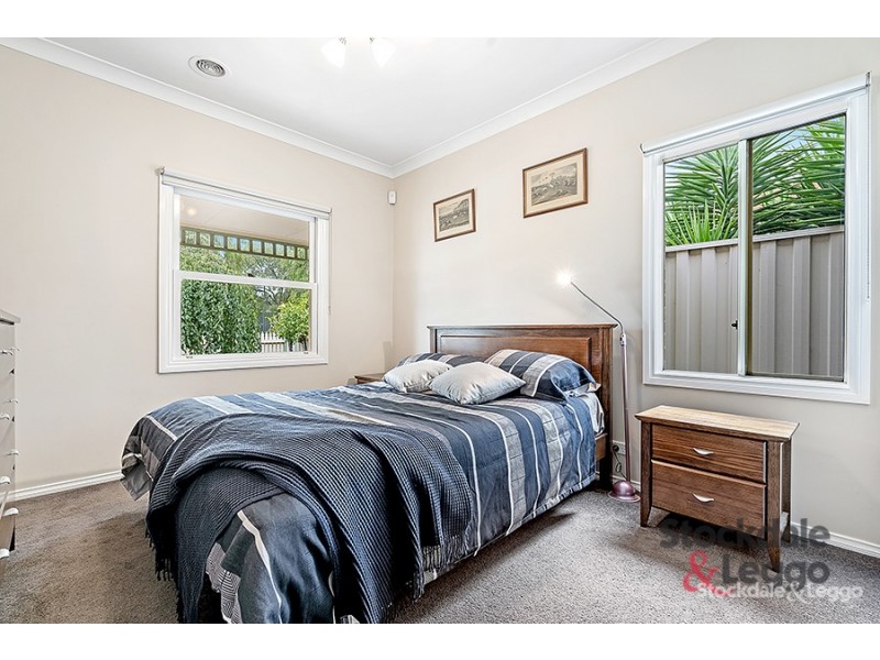 5 Parkstone View, Craigieburn VIC 3064