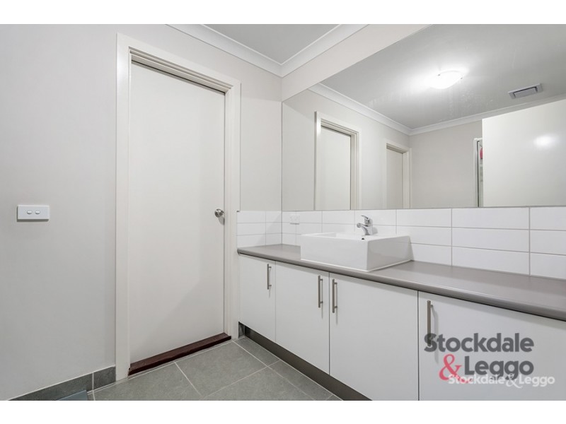 51 / 1-15 Beddison Road, Craigieburn VIC 3064