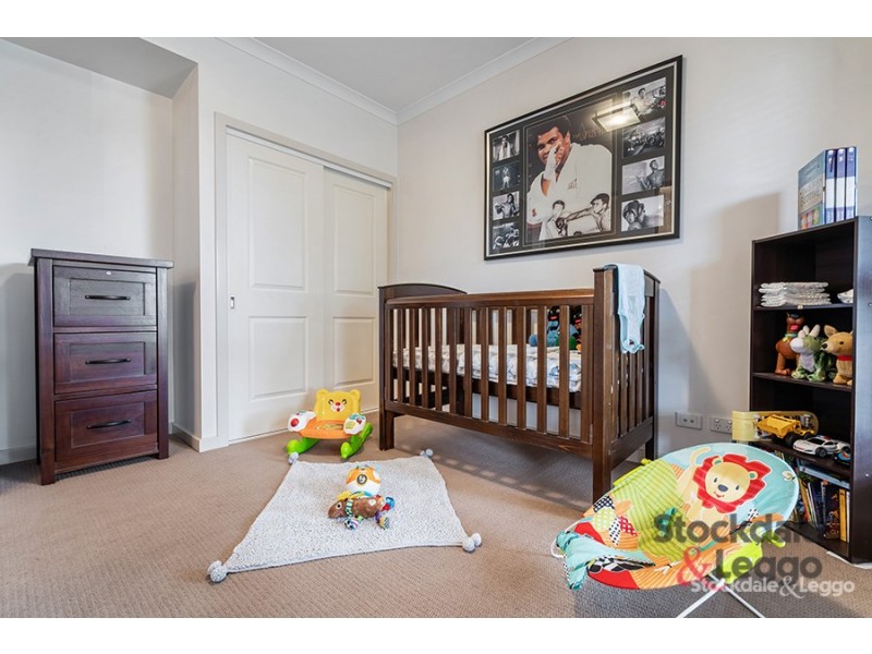 5 Nottingham Close, Craigieburn VIC 3064