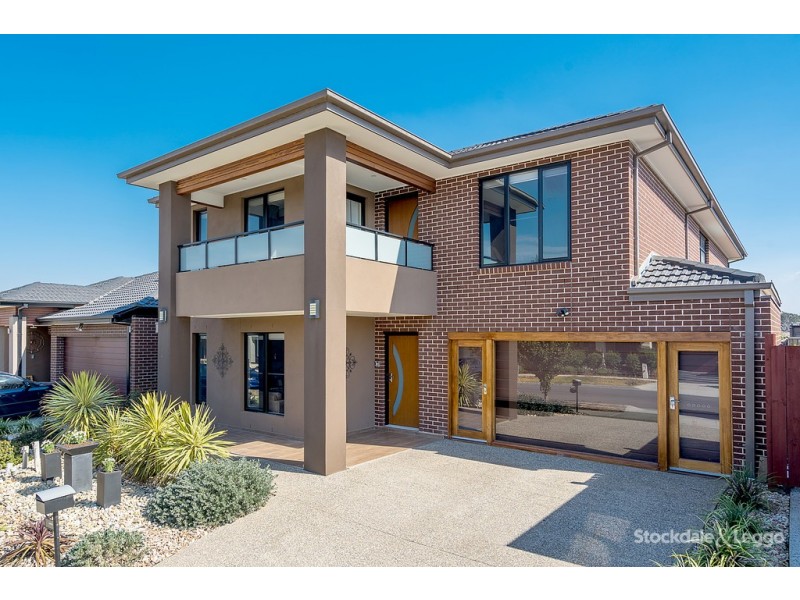 16 Reveille Way, Mickleham VIC 3064
