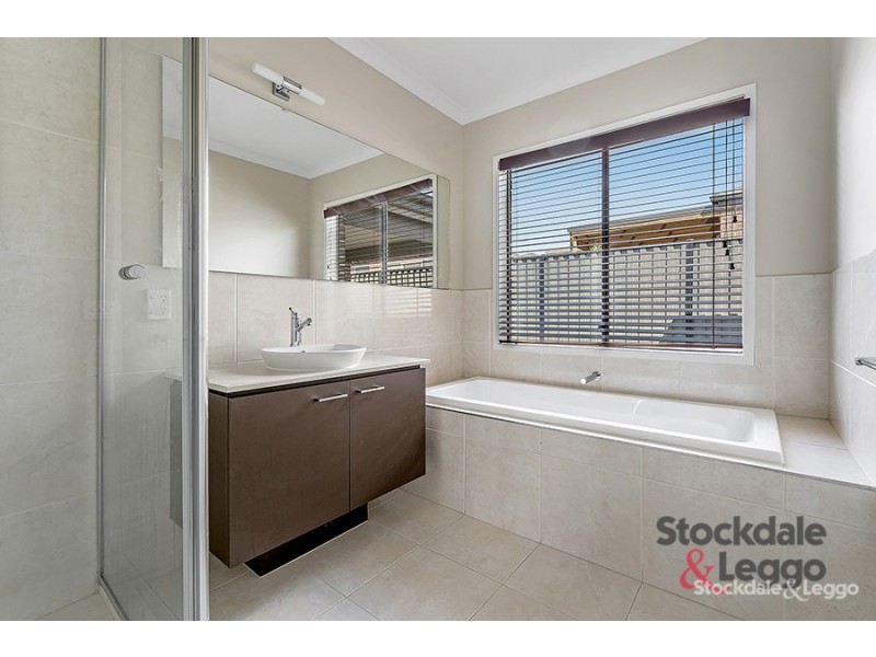 71 Champion Parade, Craigieburn VIC 3064