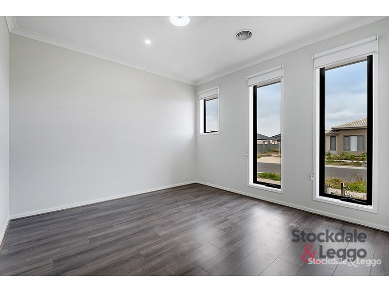 41 Coolaman Drive, Craigieburn VIC 3064