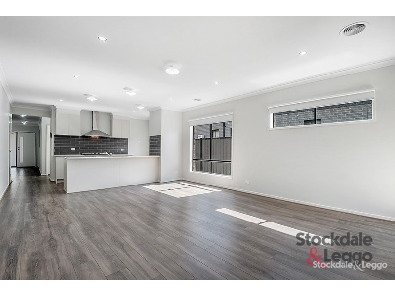 41 Coolaman Drive, Craigieburn VIC 3064