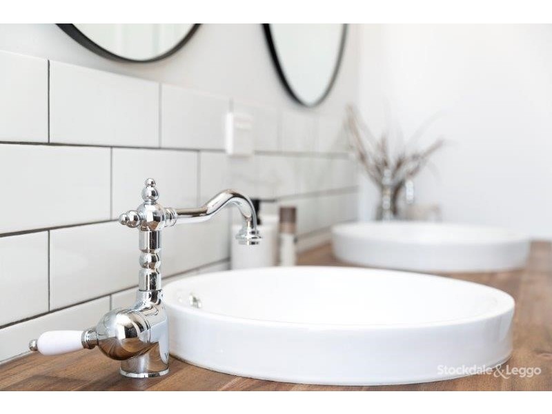 300 Midas Road, Miners Rest VIC 3352