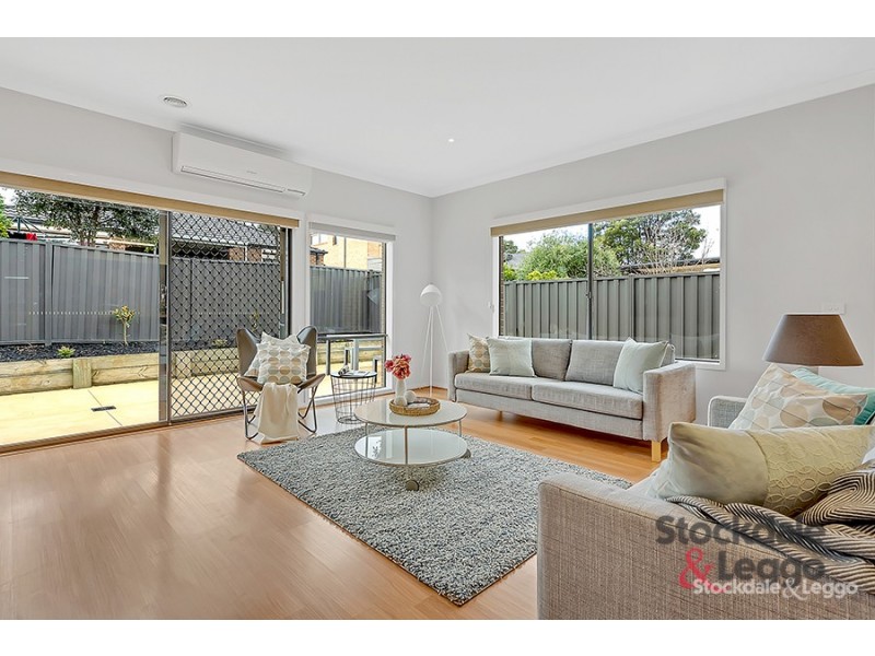 30 Cradle Mountain Drive, Craigieburn VIC 3064