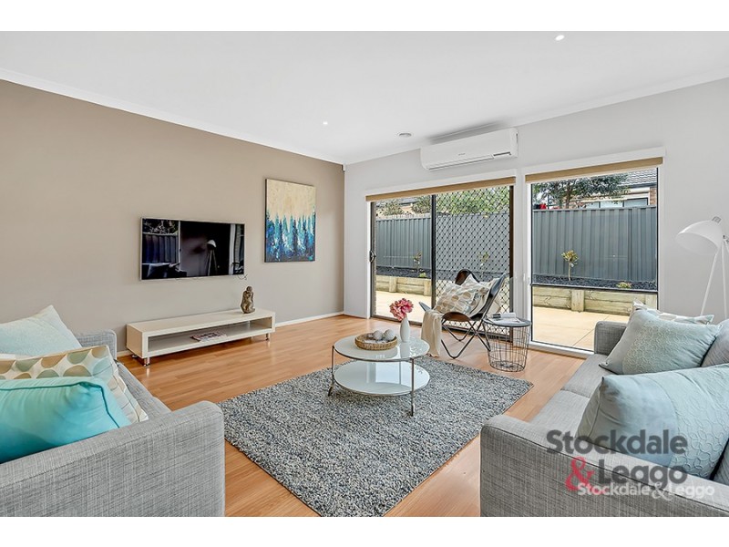 30 Cradle Mountain Drive, Craigieburn VIC 3064