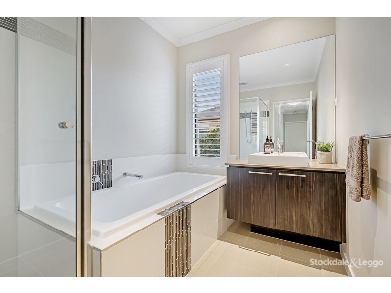 3 Gateshead Street, Craigieburn VIC 3064