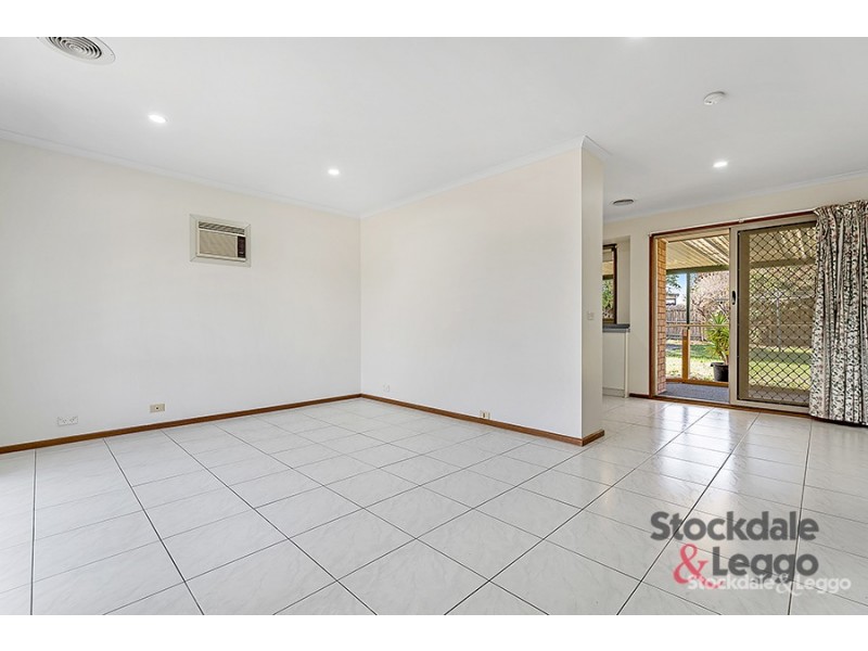 85 Banbury Crescent, Craigieburn VIC 3064