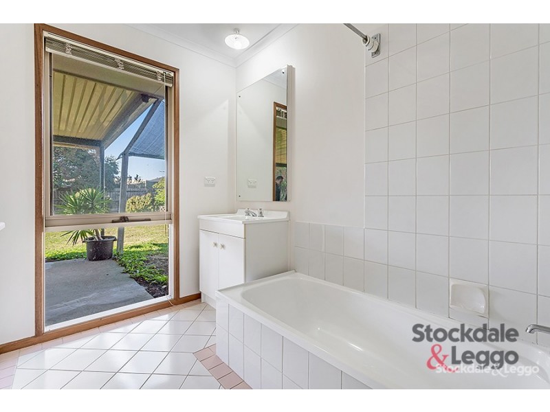 85 Banbury Crescent, Craigieburn VIC 3064