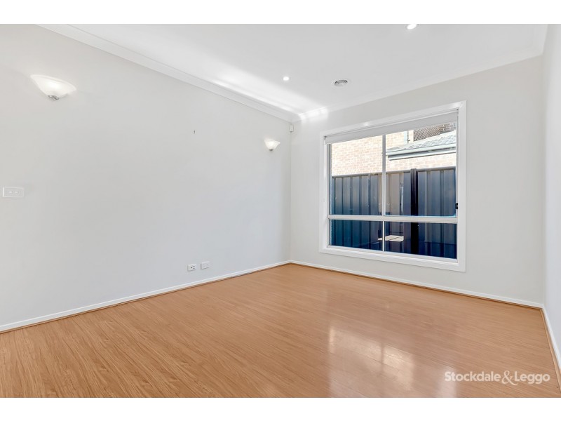 68 Huntington Drive, Craigieburn VIC 3064