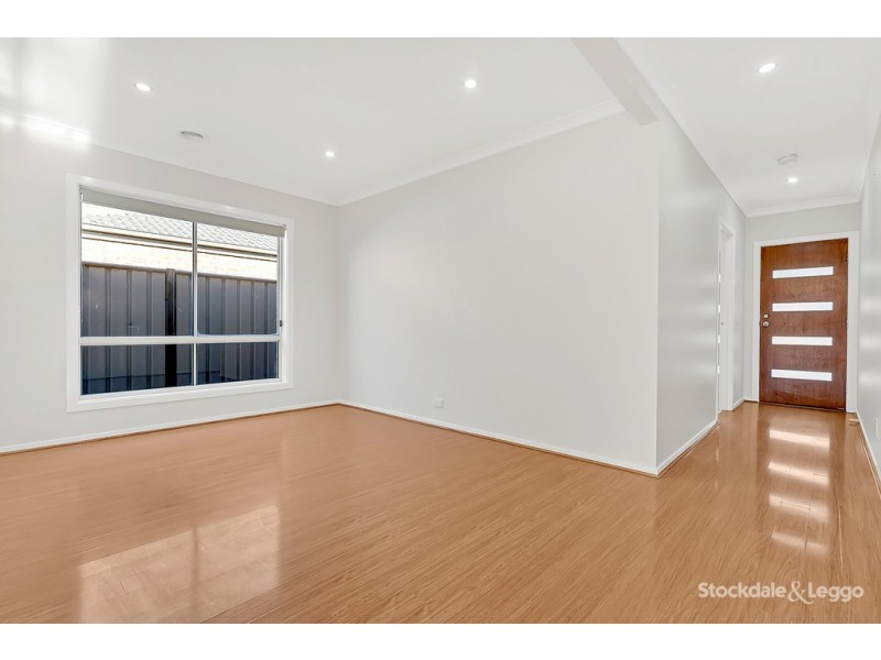 68 Huntington Drive, Craigieburn VIC 3064