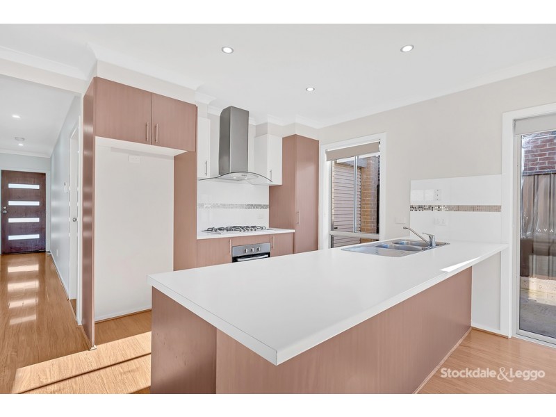 68 Huntington Drive, Craigieburn VIC 3064