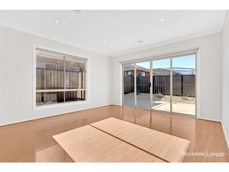 68 Huntington Drive, Craigieburn VIC 3064